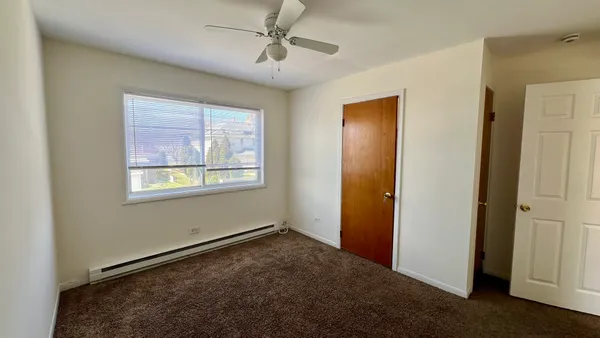 $1,500 | 9106 South Halsted Street, Unit 2W, Chicago, IL 60620