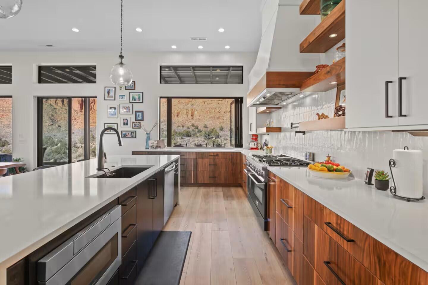 3020 Silver Reef Road Leeds, UT 84746 - Photo 11 of 25 Kitchen