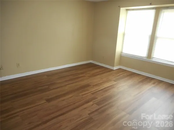 $1,350 | 9329 Old Concord Road, Unit M, Charlotte, NC 28213
