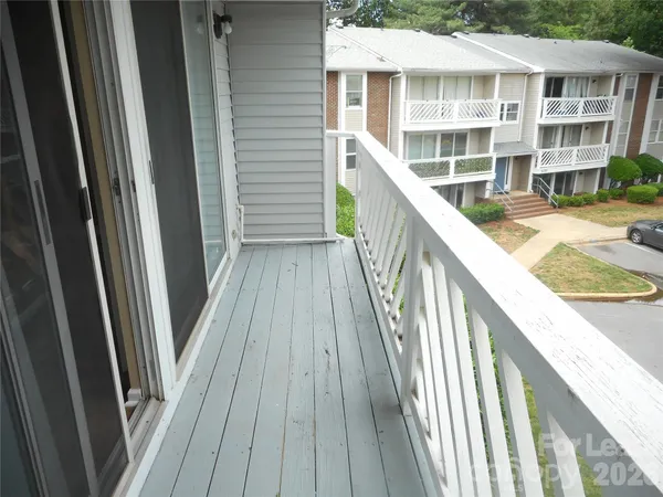 $1,350 | 9329 Old Concord Road, Unit M, Charlotte, NC 28213