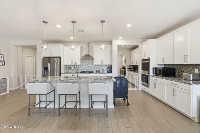 $570,000 | 3351 West Dunbar Drive, Phoenix, AZ 85041