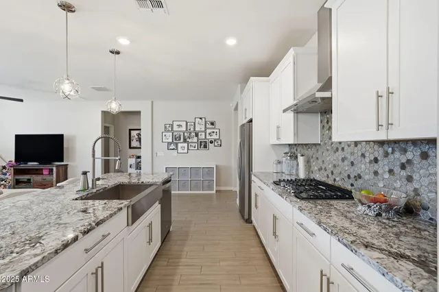 $570,000 | 3351 West Dunbar Drive, Phoenix, AZ 85041