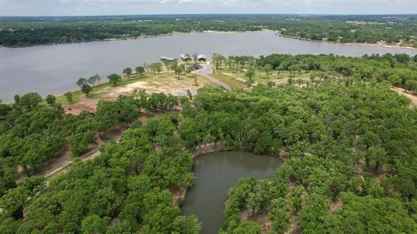 $199,000 | 7011 Lakeshore Way, Malakoff, TX 75148