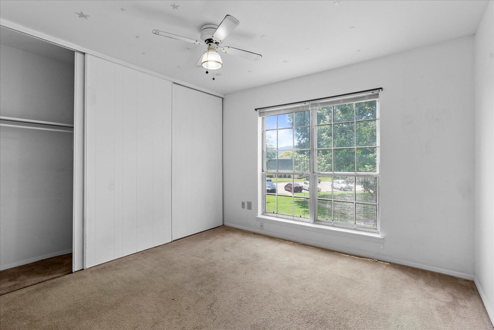 900 Mountain Creek Road, Unit R321 Chattanooga, TN 37405 - Photo 14 of 25 19-900 Mtn Creek Rd-16