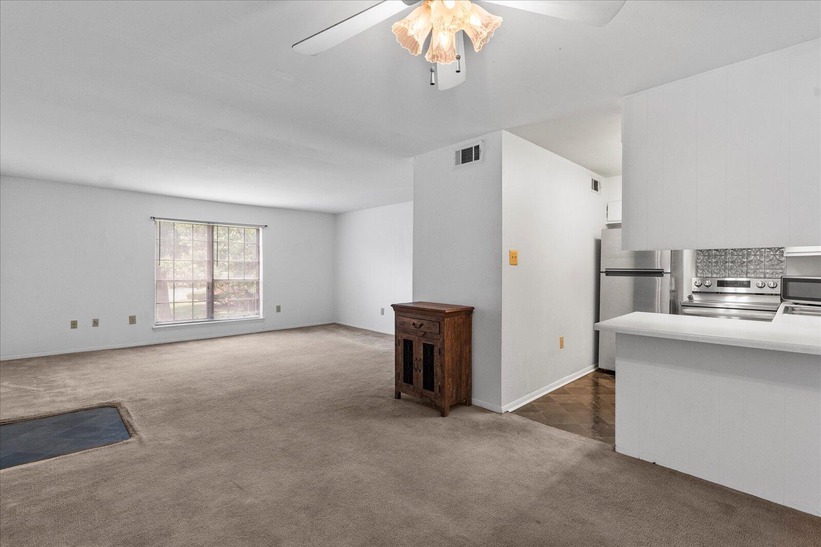 900 Mountain Creek Road, Unit R321 Chattanooga, TN 37405 - Photo 4 of 25 10-900 Mtn Creek Rd-7