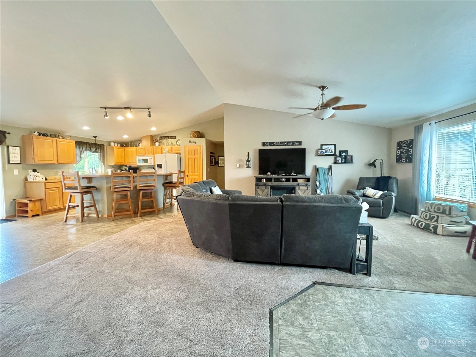 24 Windy Ridge Lane Elma, WA 98541 - Photo 9 of 40 Gallery Image 9