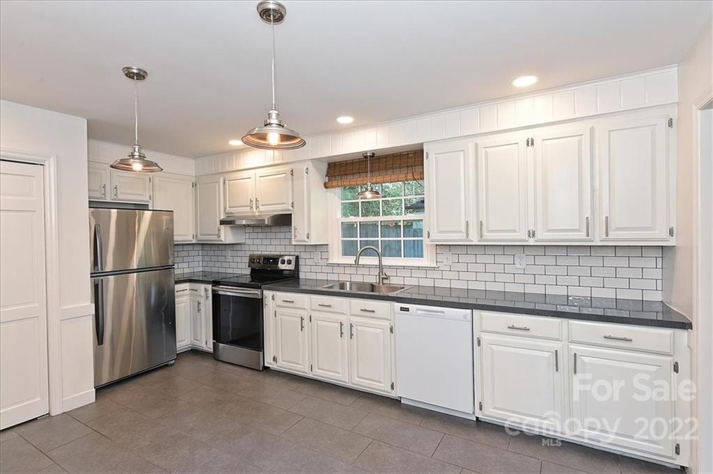 4721 Fairheath Road Charlotte, NC 28210 - Photo 13 of 39 Gallery Image 13