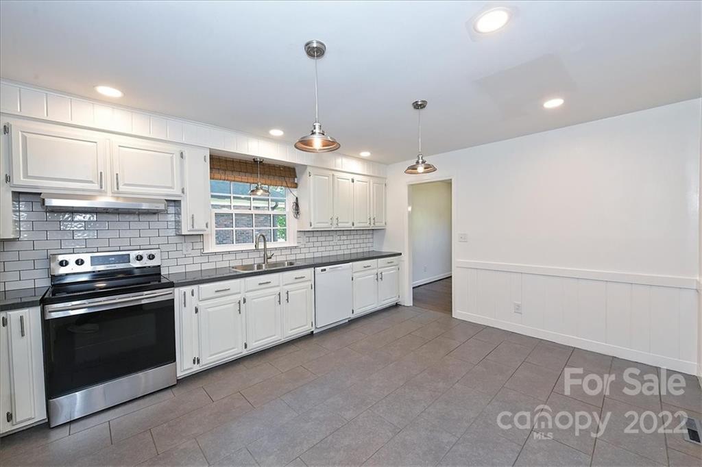 4721 Fairheath Road Charlotte, NC 28210 - Photo 15 of 39 Gallery Image 15