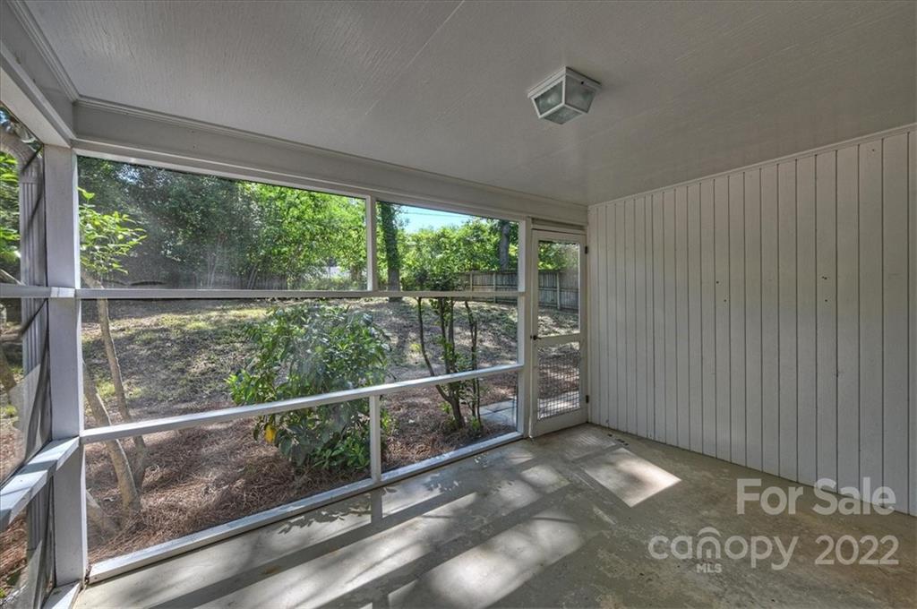 4721 Fairheath Road Charlotte, NC 28210 - Photo 33 of 39 Gallery Image 33