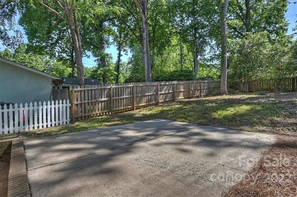 4721 Fairheath Road Charlotte, NC 28210 - Photo 37 of 39 Gallery Image 37