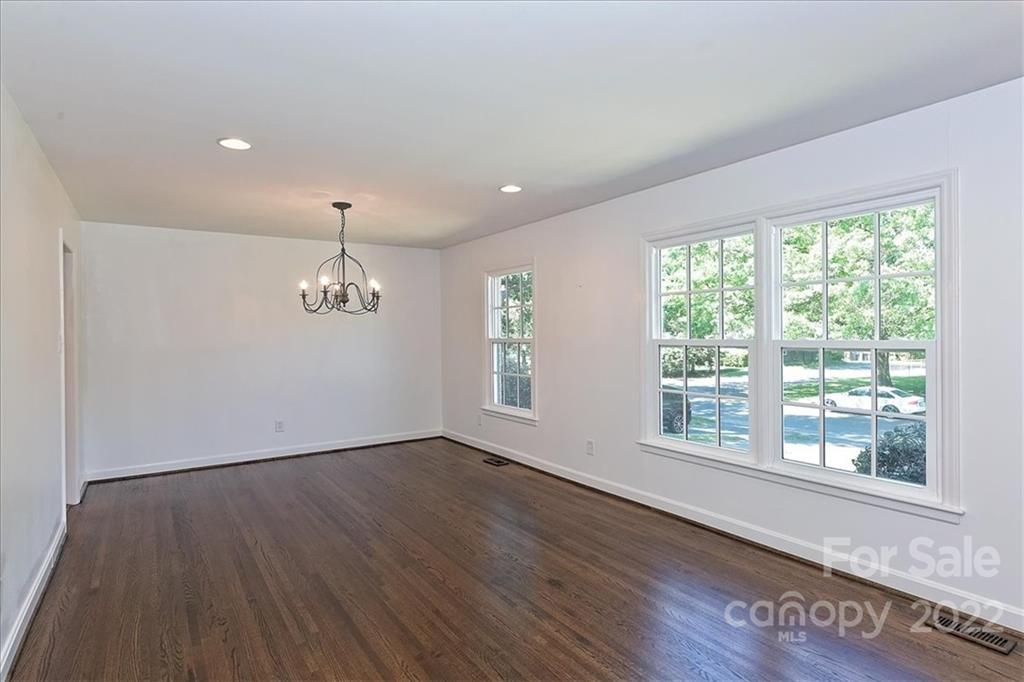 4721 Fairheath Road Charlotte, NC 28210 - Photo 7 of 39 Gallery Image 7