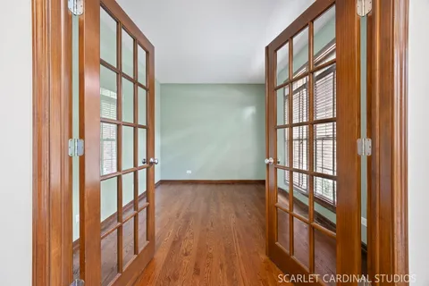 $570,000 | 609 Spruce Court, Oswego, IL 60543