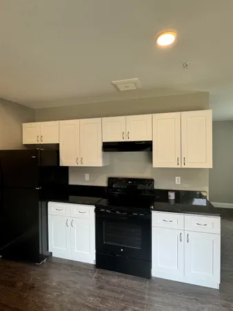 $2,225 | 50 Monarch Way, Unit 102, Portsmouth, NH 03801