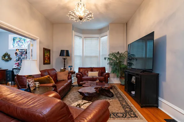 $975,000 | 846 Lincoln Avenue, St. Paul, MN 55105