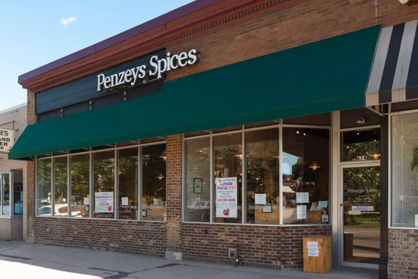 $975,000 | 846 Lincoln Avenue, St. Paul, MN 55105