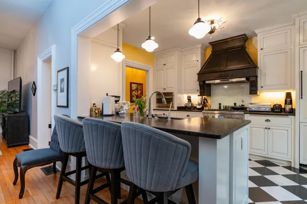 $975,000 | 846 Lincoln Avenue, St. Paul, MN 55105