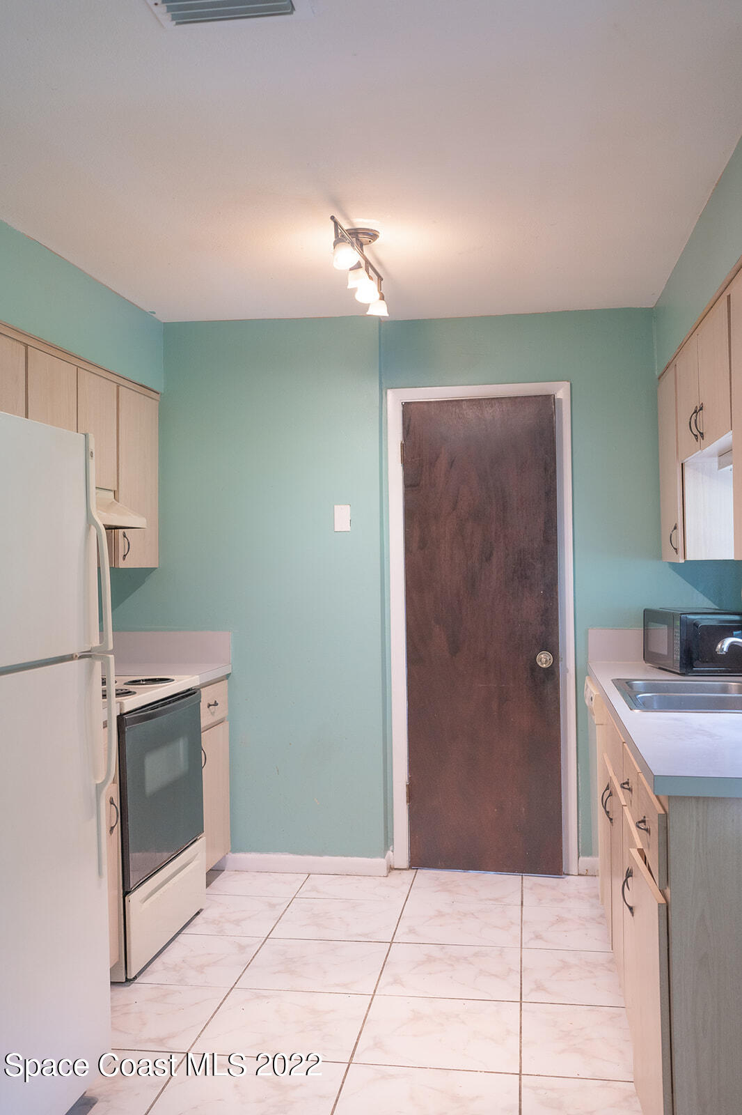 260 Sylvia Road Melbourne, FL 32904 - Photo 25 of 26 DSC09548_websize