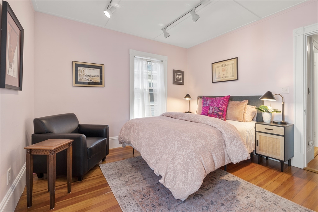 149 Upland Road Cambridge, MA 02140 - Photo 17 of 32 Gallery Image 17