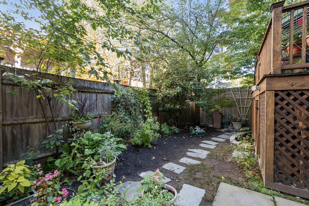 149 Upland Road Cambridge, MA 02140 - Photo 27 of 32 Gallery Image 27
