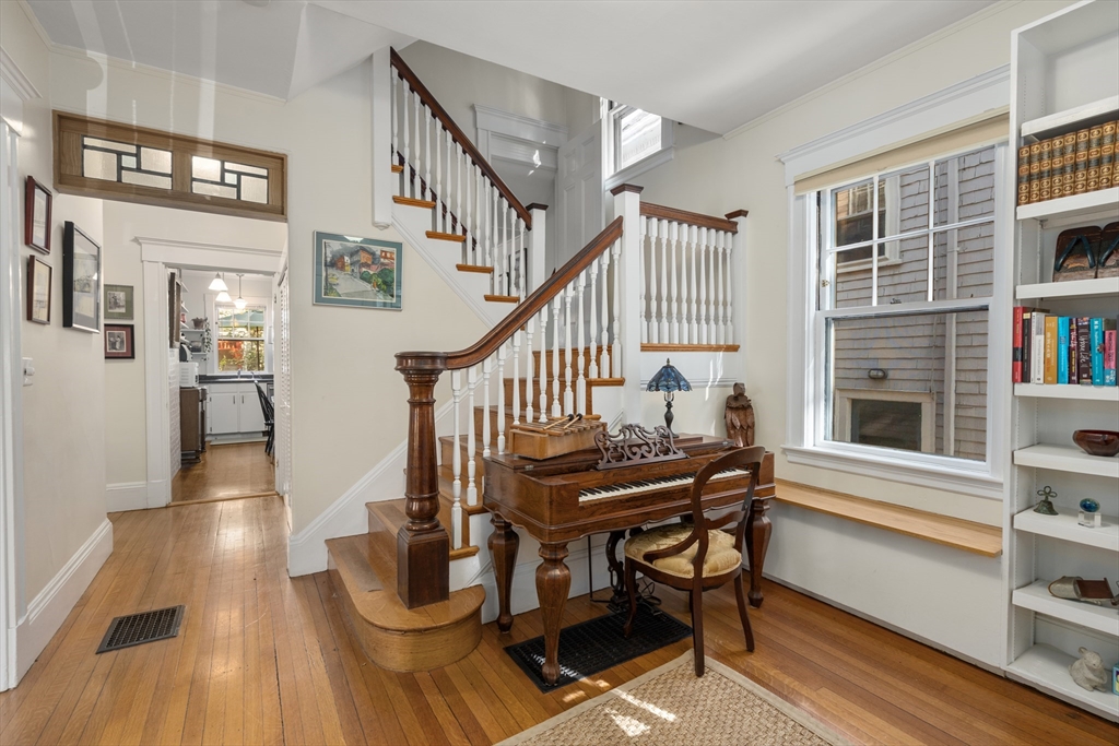 149 Upland Road Cambridge, MA 02140 - Photo 3 of 32 Gallery Image 3