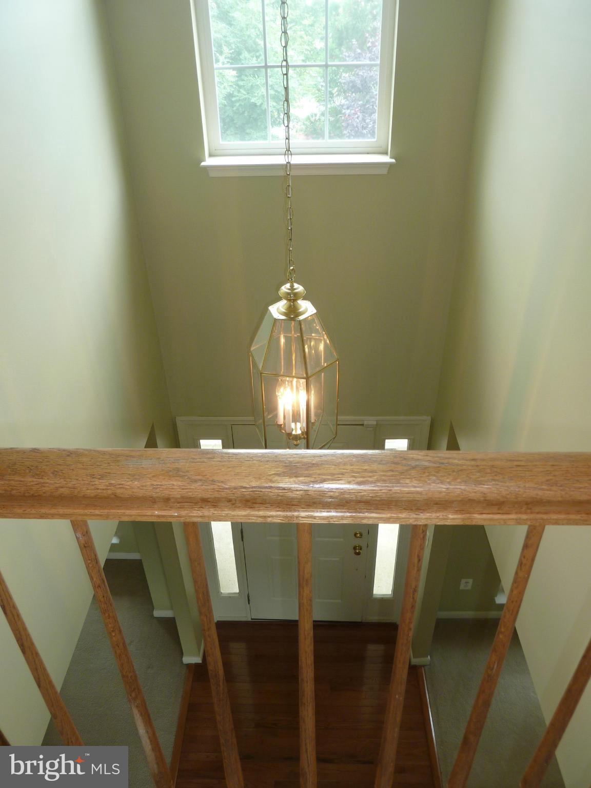 39 Hamstead Road Fredericksburg, VA 22405 - Photo 3 of 30 a close view of dining table