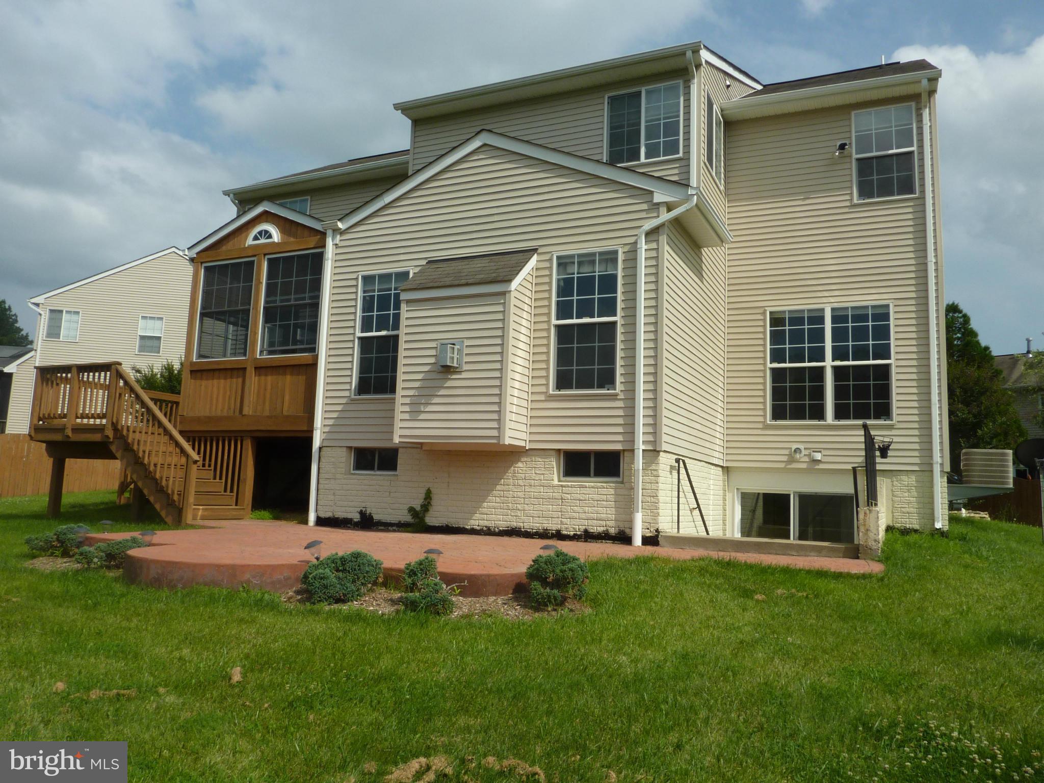 39 Hamstead Road Fredericksburg, VA 22405 - Photo 29 of 30 a view of a house with backyard