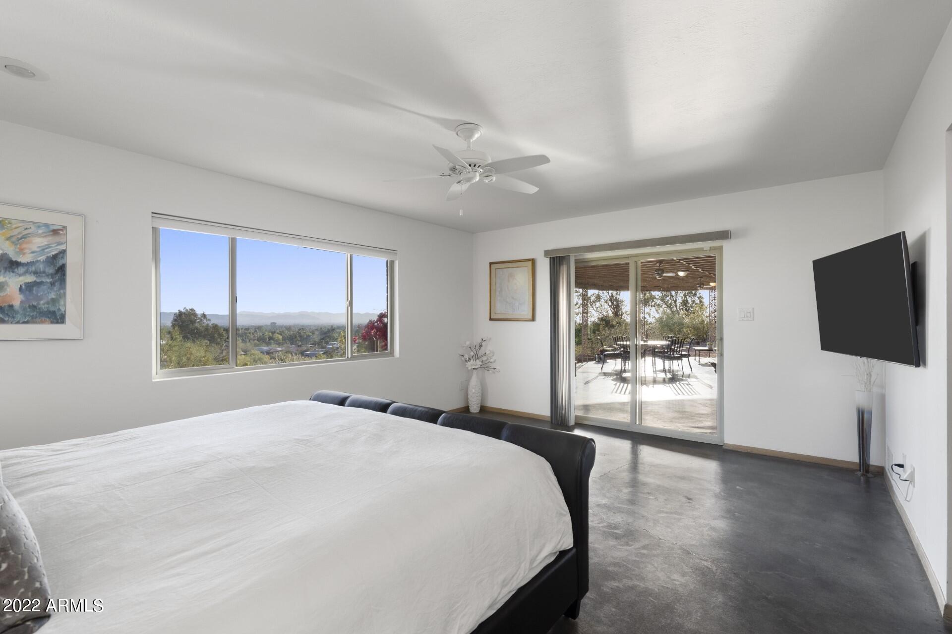 5347 East Wonderview Road Phoenix, AZ 85018 - Photo 16 of 54 5347 E Wonderview Rd (23)