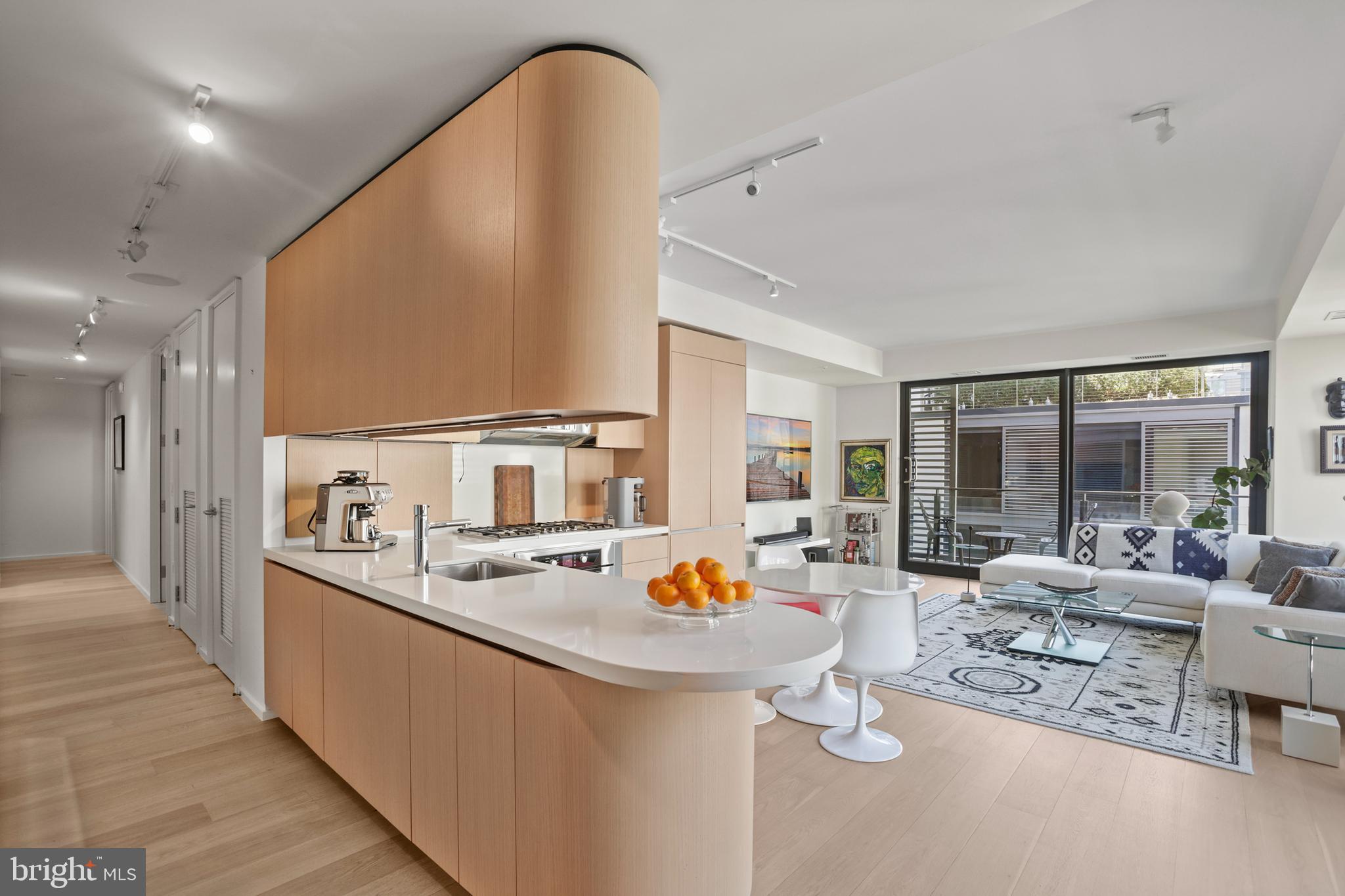 925 H Street Northwest, Unit 712 Washington, DC 20001 - Photo 8 of 54