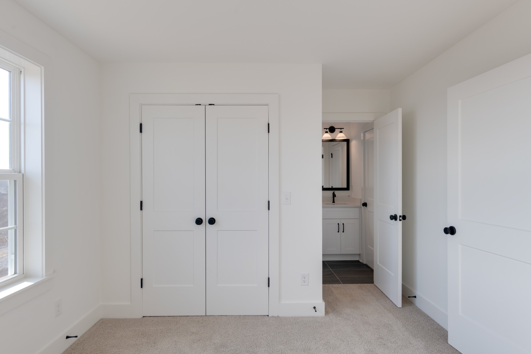 251 Nesbitt Lane Madison, TN 37115 - Photo 17 of 35 an empty room with closet area