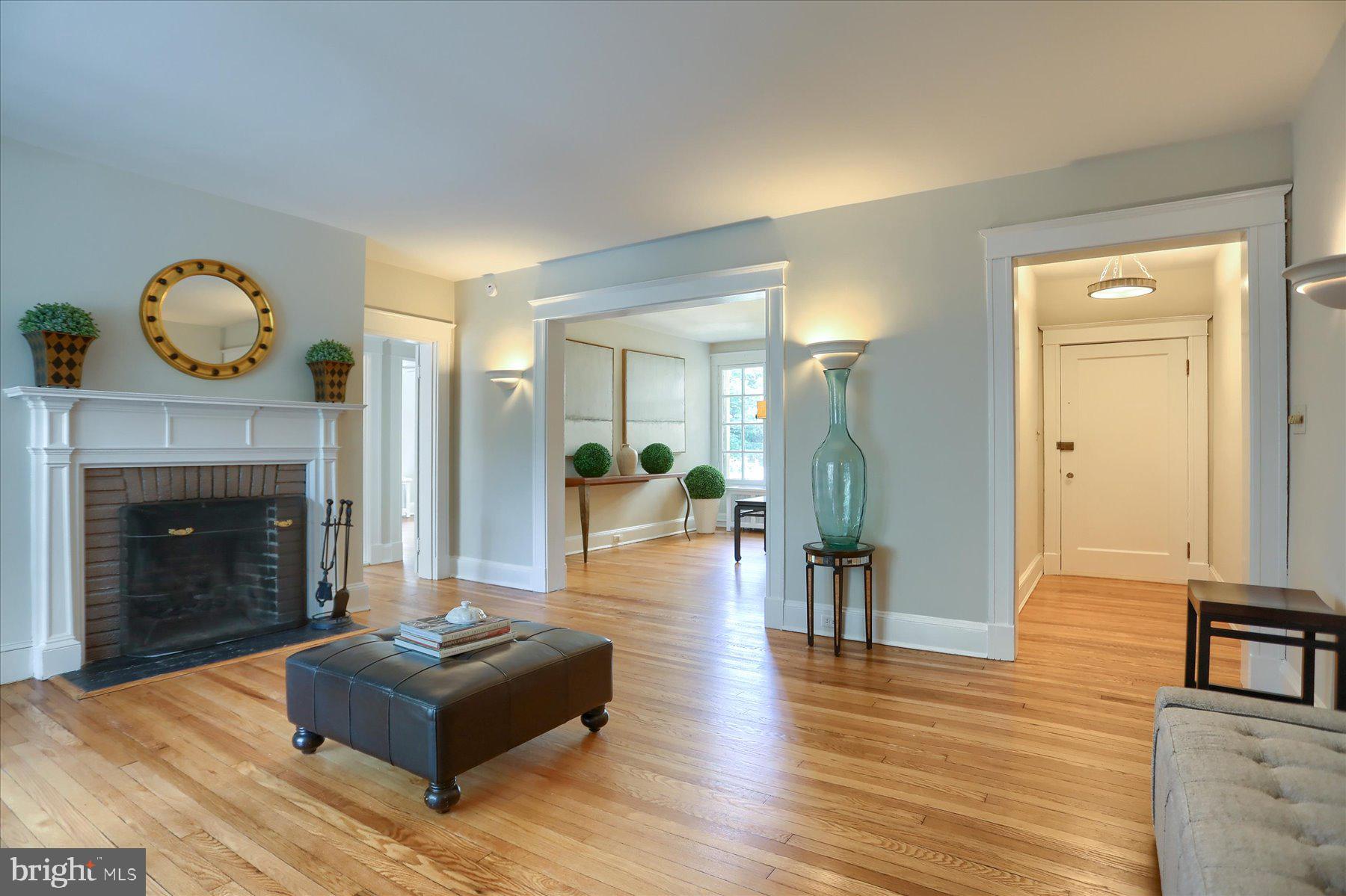 4300 Roland Avenue, Unit 201 Baltimore, MD 21210 - Photo 2 of 30