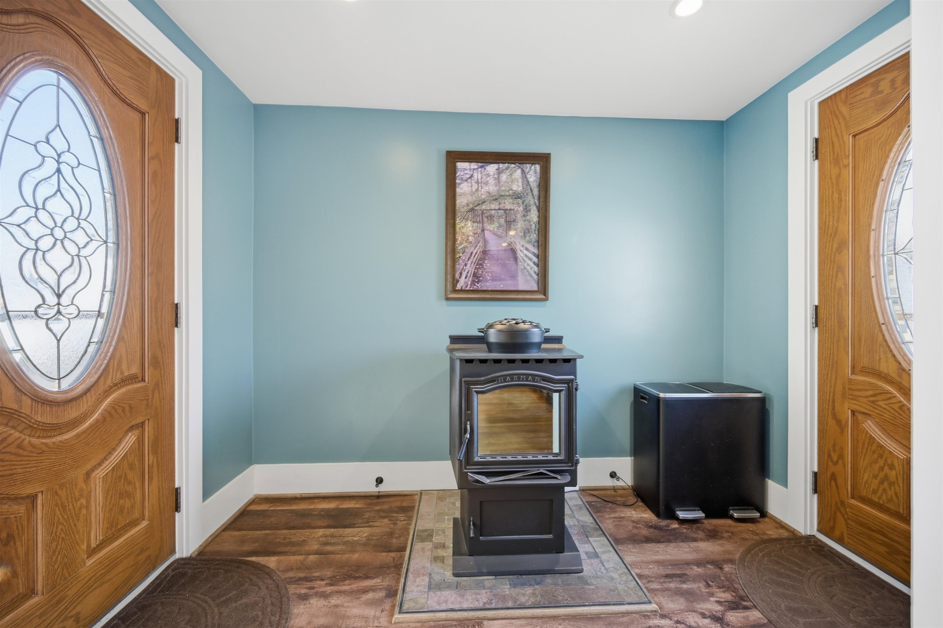 38 Armand Avenue Manchester, NH 03103 - Photo 16 of 35