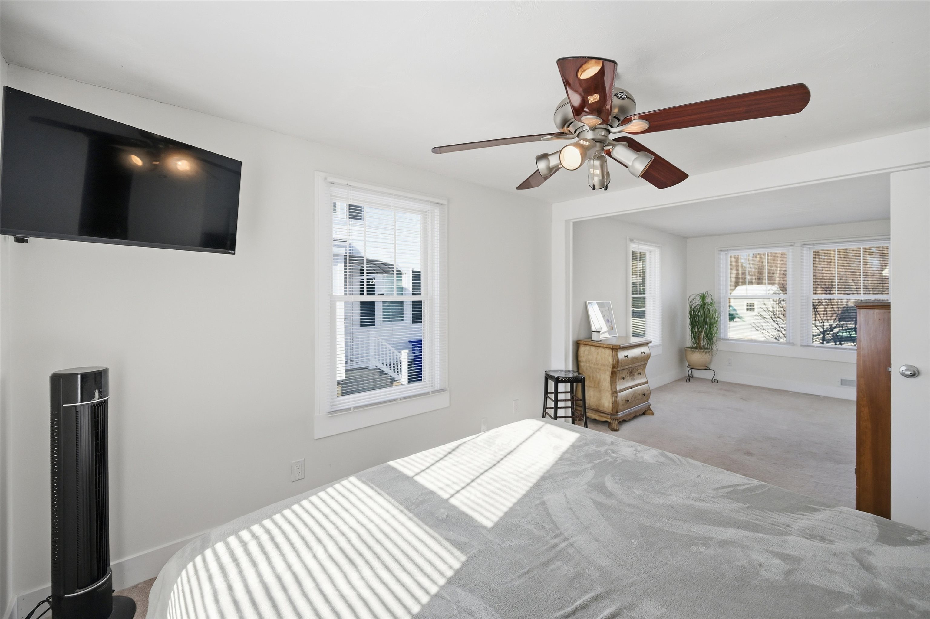 38 Armand Avenue Manchester, NH 03103 - Photo 21 of 35