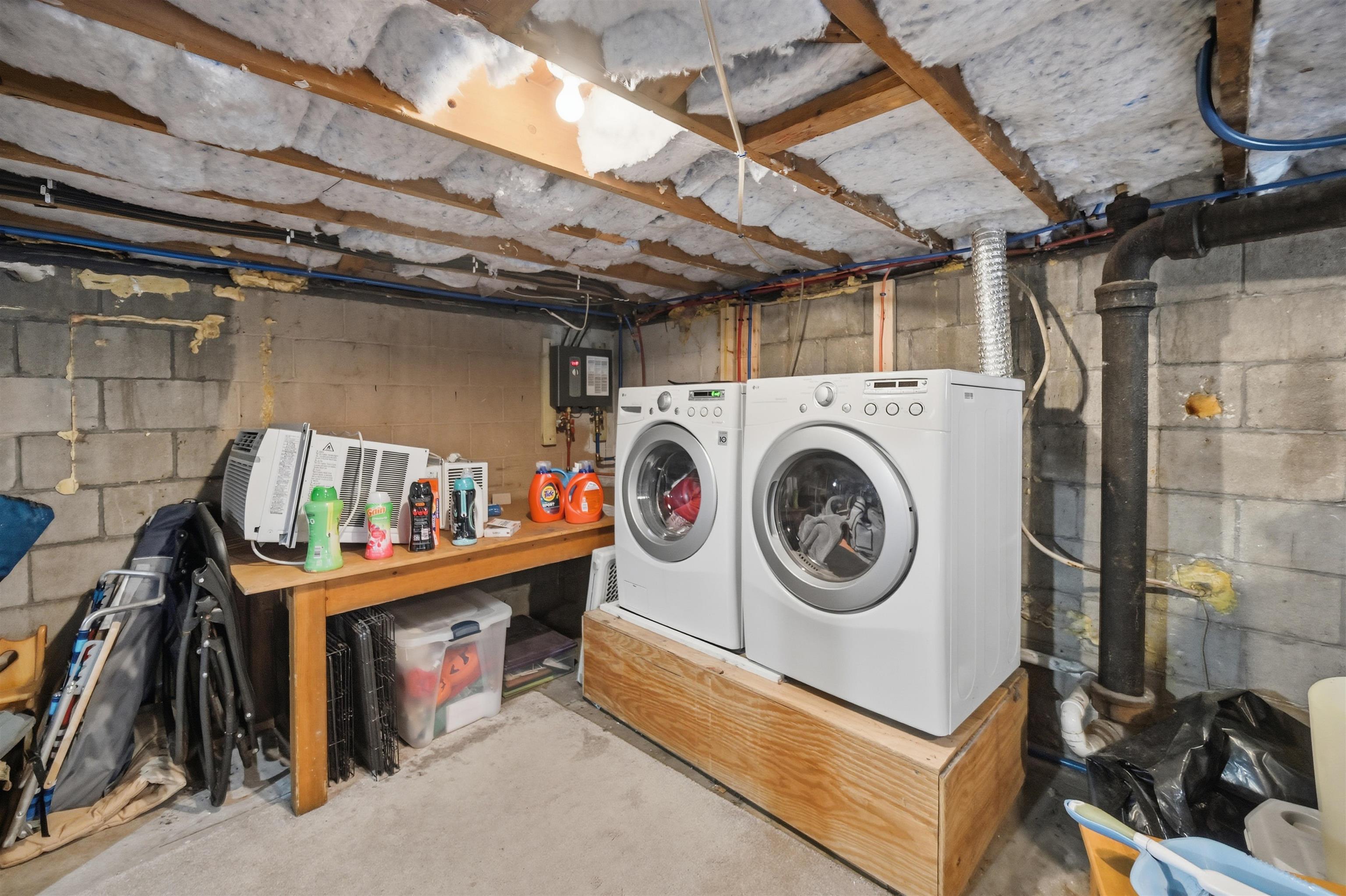 38 Armand Avenue Manchester, NH 03103 - Photo 30 of 35