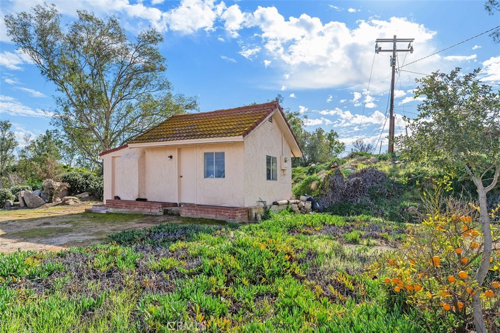 26730 Scott Menifee, CA 92584 - Photo 16 of 42