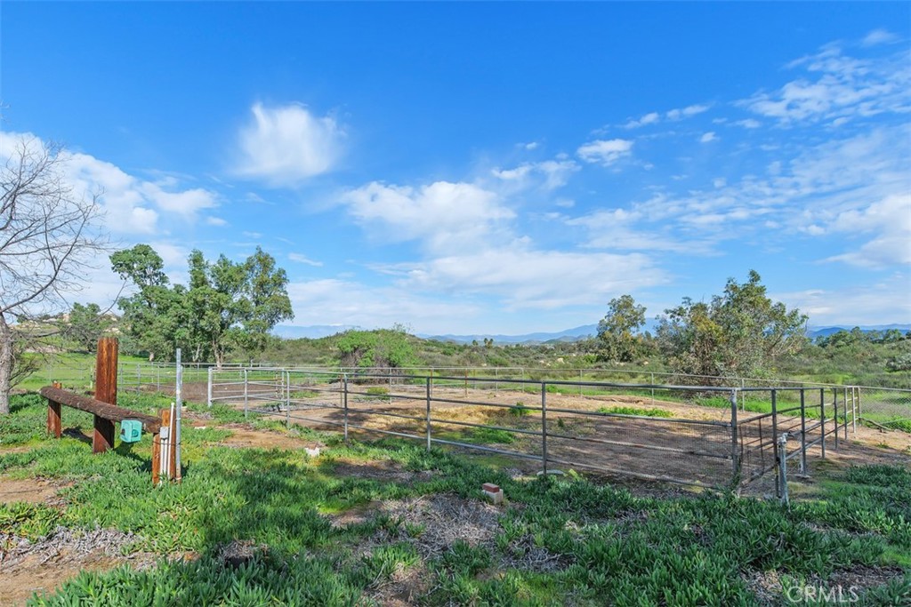 26730 Scott Menifee, CA 92584 - Photo 10 of 42 Home for the horses