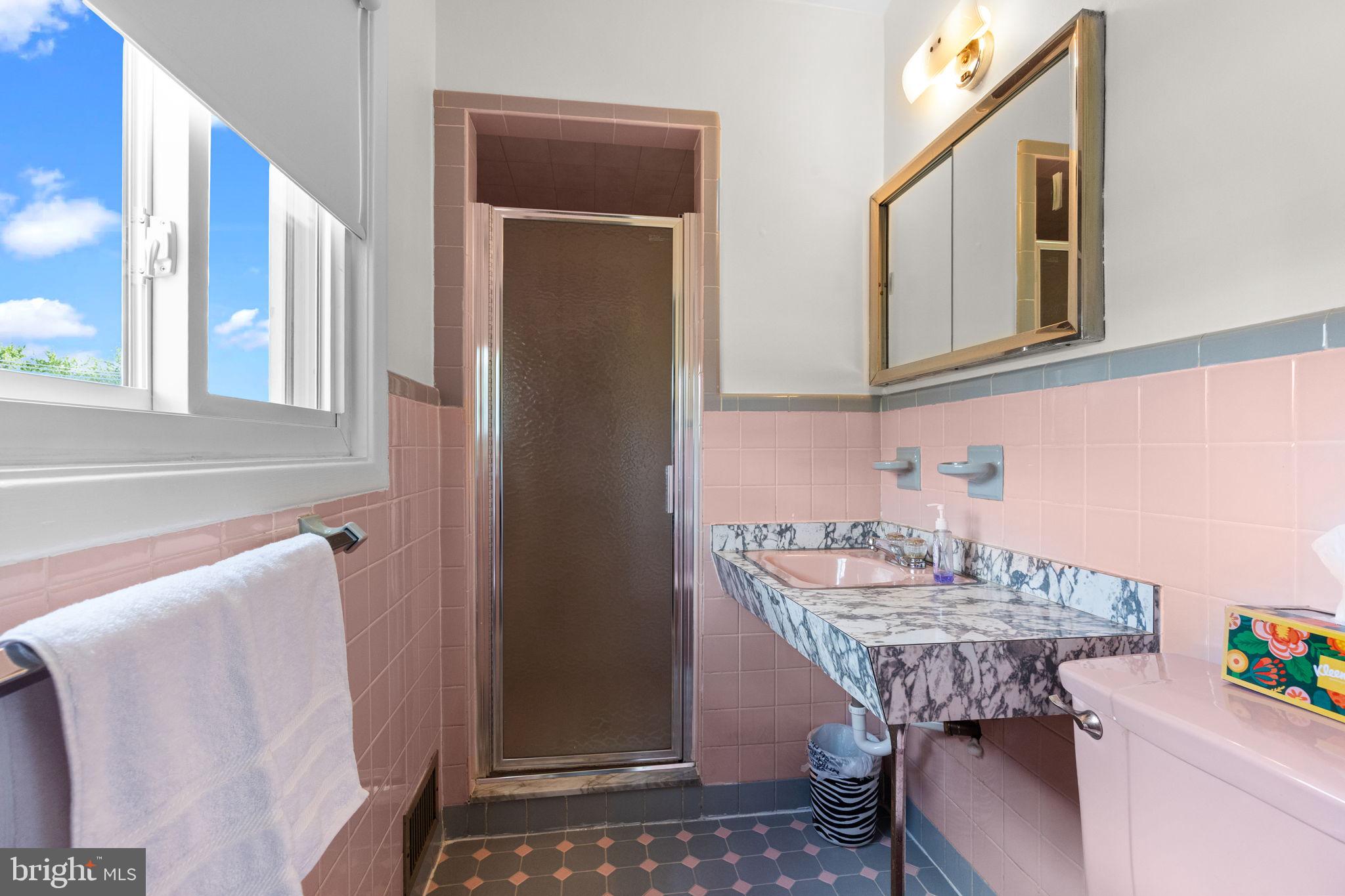 3166 Hulmeville Road Bensalem, PA 19020 - Photo 18 of 40 a view of a dining room with furniture