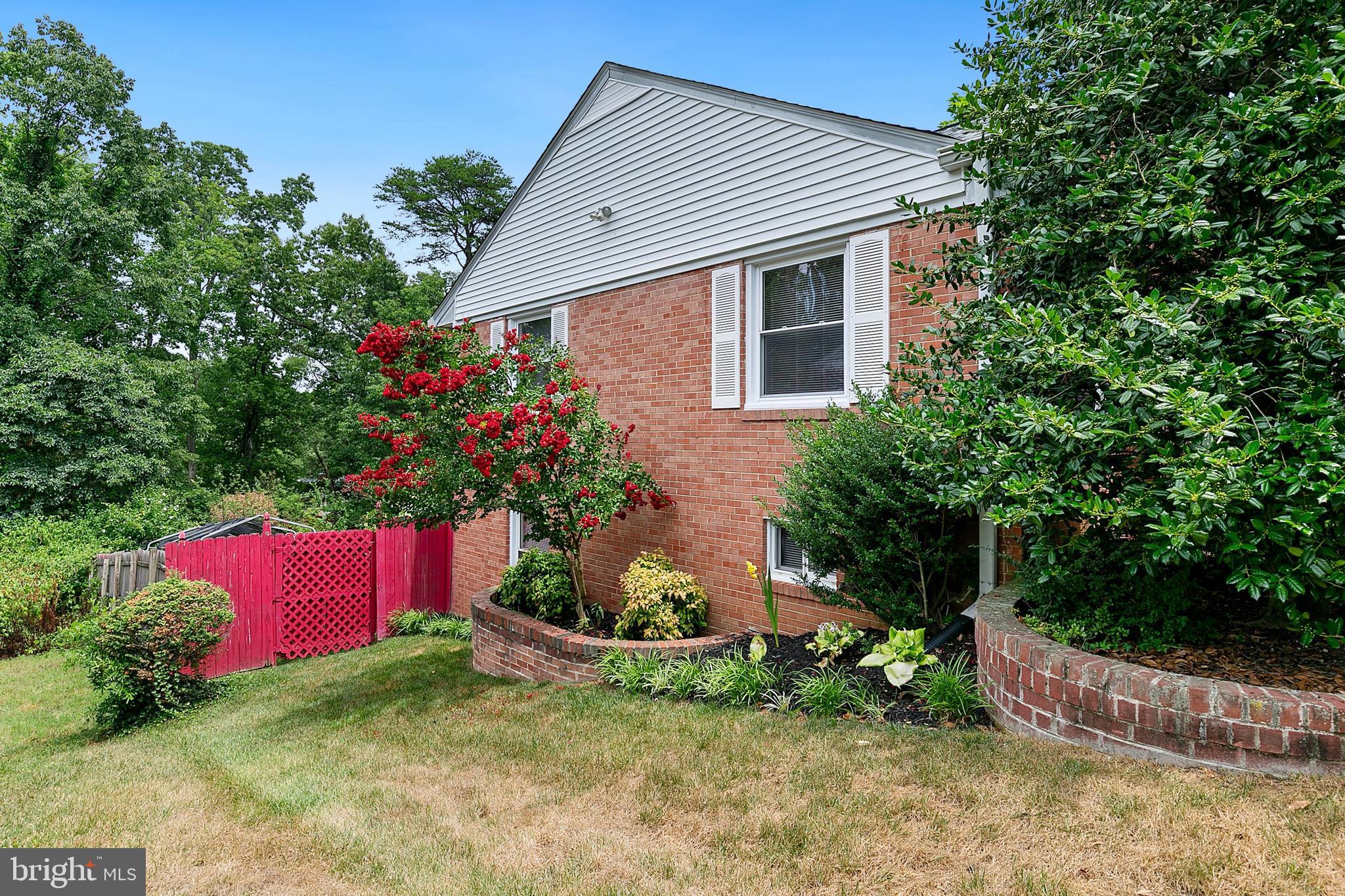 7108 Lory Lane Lanham, MD 20706 - Photo 14 of 62