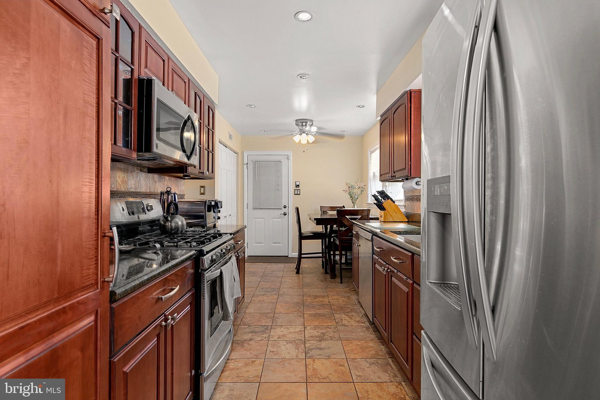 7108 Lory Lane Lanham, MD 20706 - Photo 19 of 62