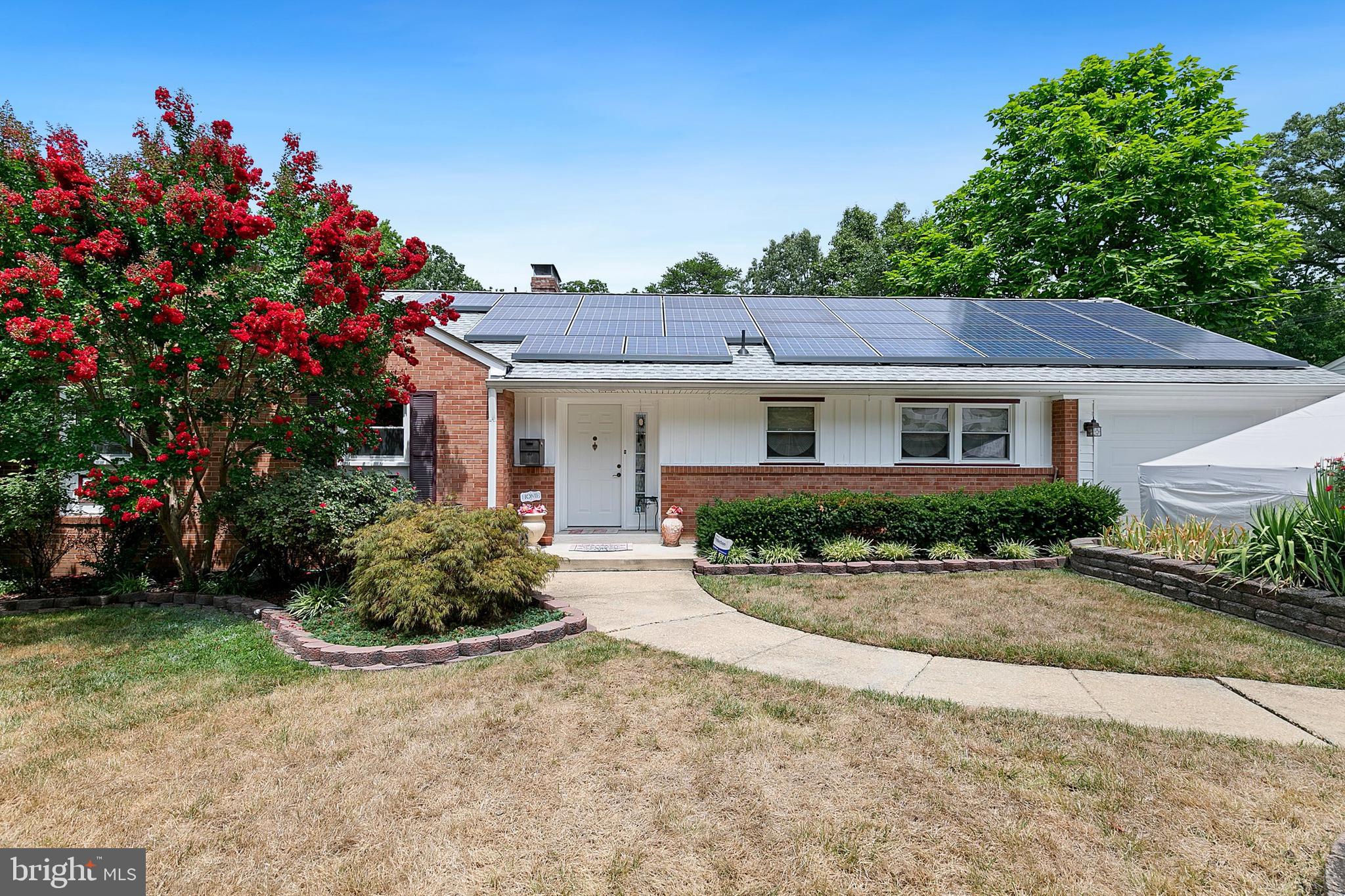 7108 Lory Lane Lanham, MD 20706 - Photo 2 of 62