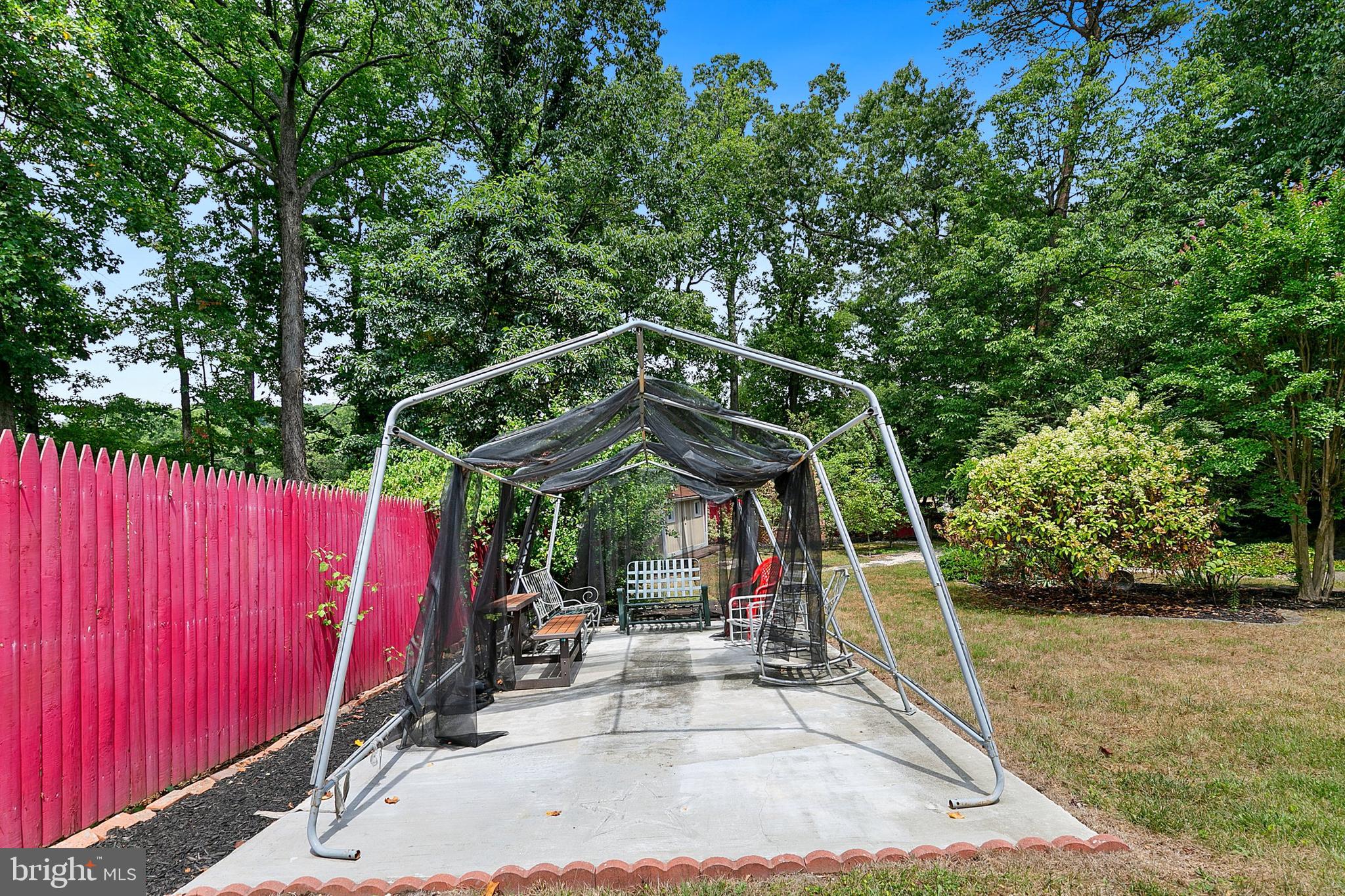 7108 Lory Lane Lanham, MD 20706 - Photo 8 of 62