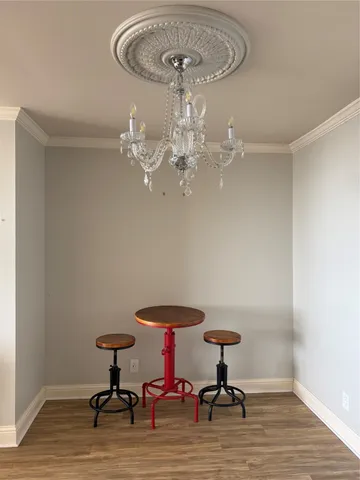 $1,390 | 3525 Sage Road, Unit 1217, Houston, TX 77056