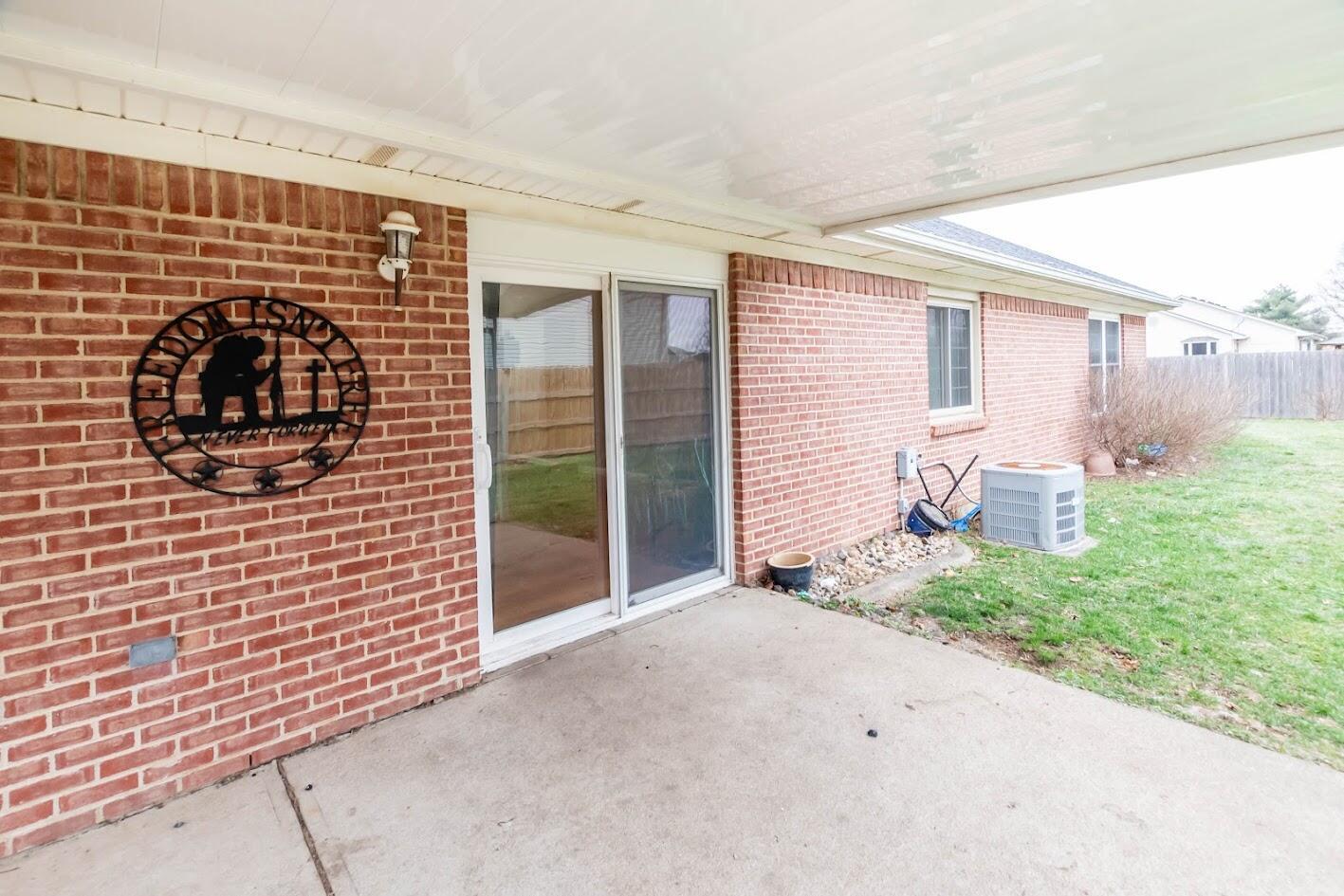 7909 Ct Ridge Fairborn, OH 45324 - Photo 23 of 25 DSC_6492