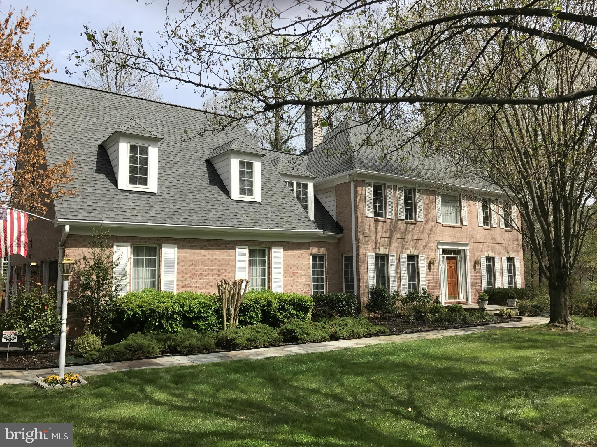6246 Park Road McLean, VA 22101 - Photo 1 of 29 Exterior (Front)