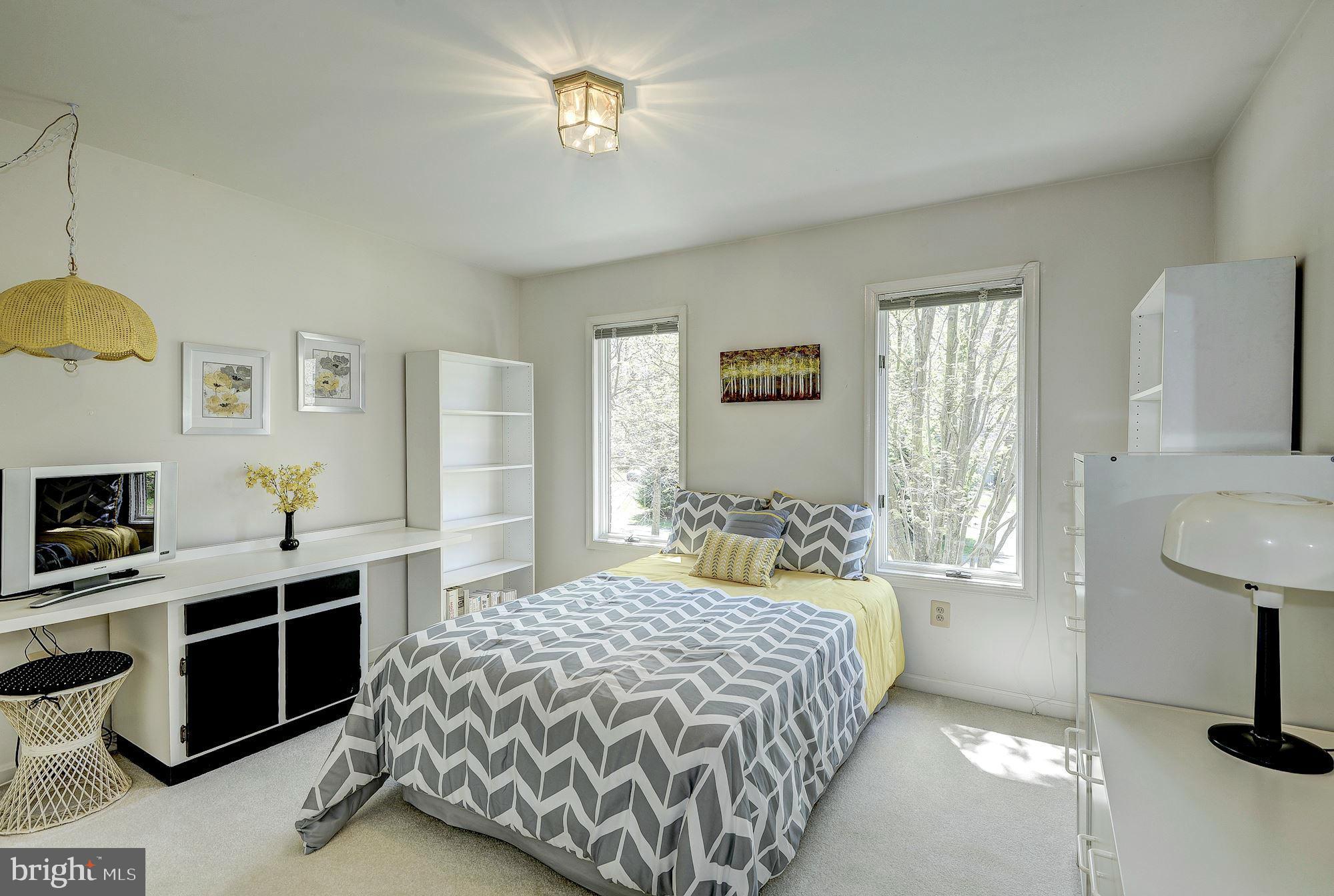6246 Park Road McLean, VA 22101 - Photo 18 of 29 Bedroom