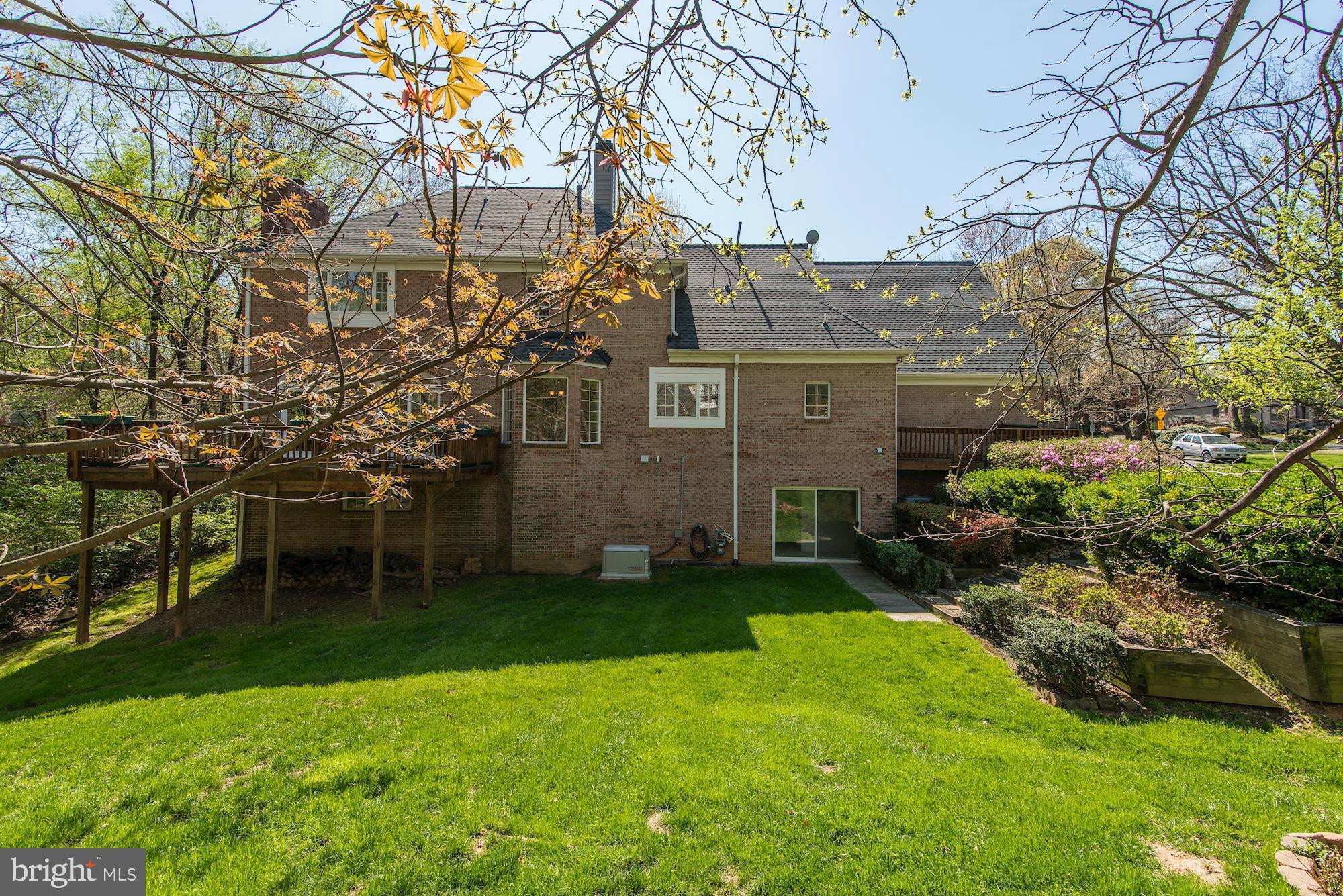 6246 Park Road McLean, VA 22101 - Photo 26 of 29 Exterior (Rear)