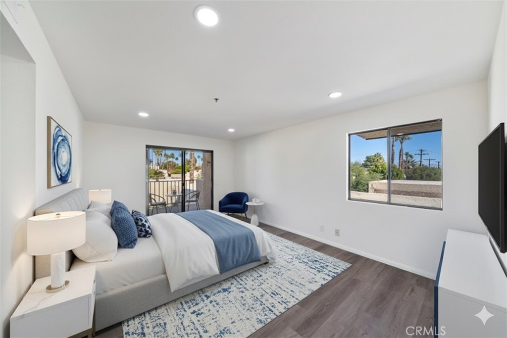 200 East Racquet Club Road, Unit 72 Palm Springs, CA 92262 - Photo 10 of 19 Master Bedroom