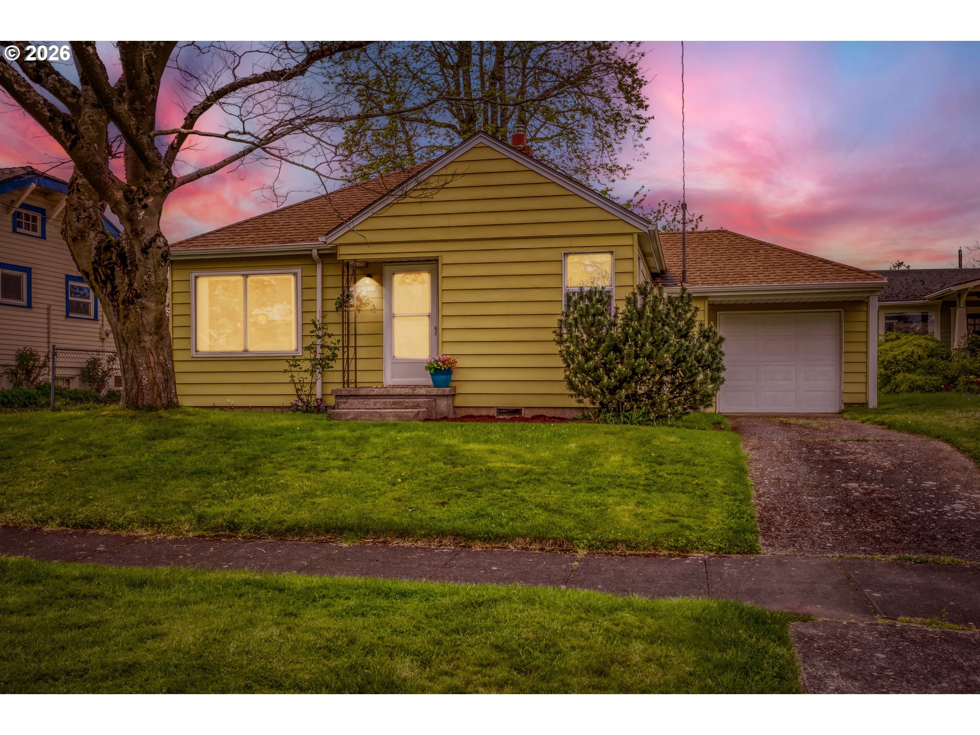 3333 Northeast 80th Avenue Portland, OR 97213 - Photo 2 of 30