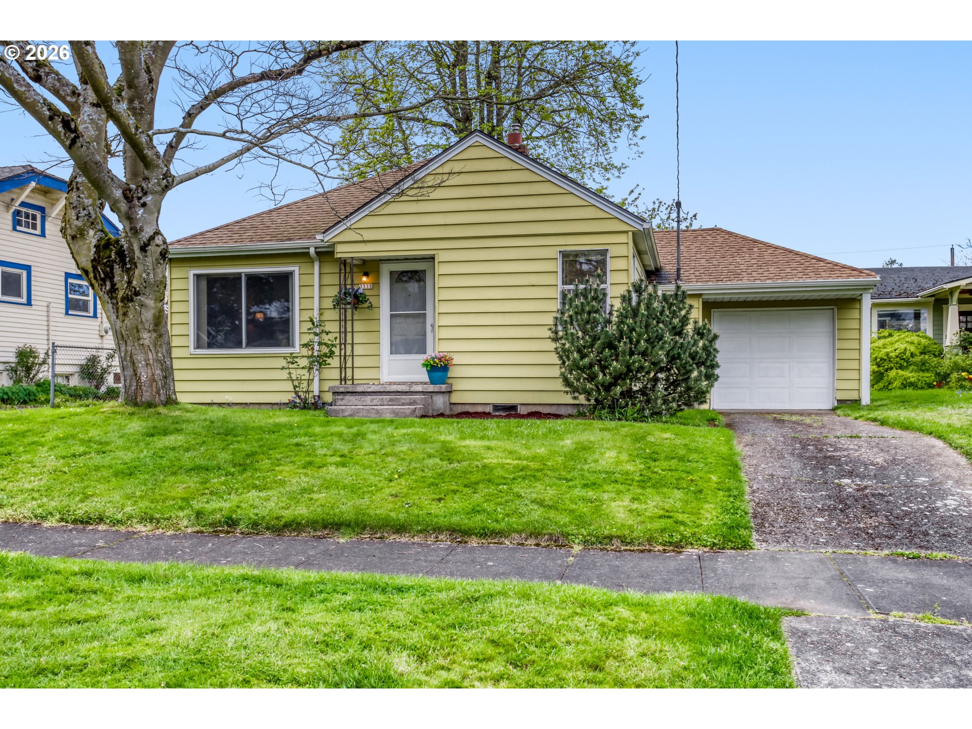 3333 Northeast 80th Avenue Portland, OR 97213 - Photo 3 of 30