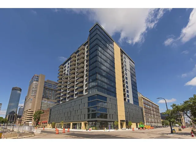 $2,350 | 740 Portland Avenue, Unit 1204, Minneapolis, MN 55415