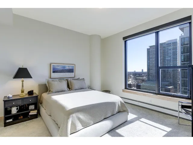 $2,350 | 740 Portland Avenue, Unit 1204, Minneapolis, MN 55415